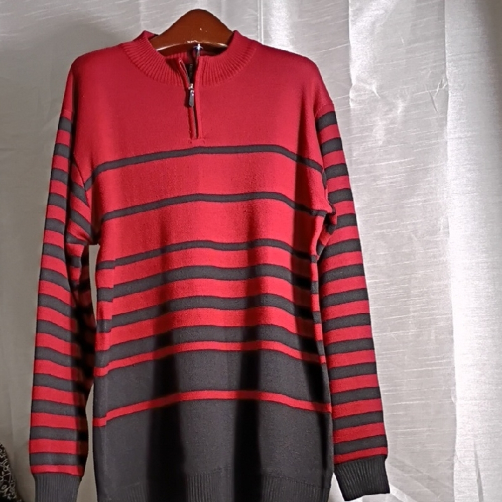 TRUE ROCK Men's Red‎ and Black Zip-Up Sweater